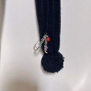 Juicy Couture - Black Wool Knit Scarf - 9.5 ft